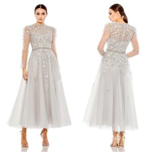 NWT Mac Duggal Dress 20444 // Embellished Gathered Long sleeve A-Line // Size 10